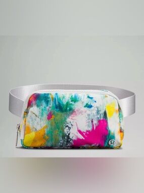 Lululemon No Limits Belt Bag 1L new with tags